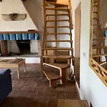 Panzió Giuncaia17 Polveraia